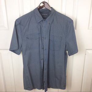 Calvin Klein Shirts - CALVIN KLEIN L Button Casual Short Sleeve Shirt Calvin Klein Shirts - CALVIN KLEIN L Button Casual Short Sleeve Shirt